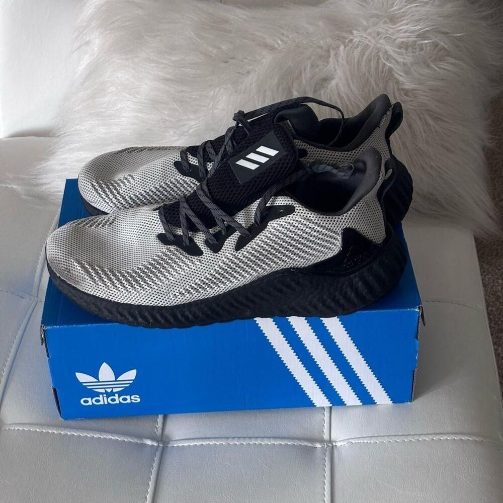 Adidas Men's Black and Grey Trainers